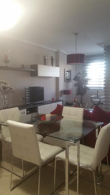 Apartamento Eduardo Dato セビリア エクステリア 写真
