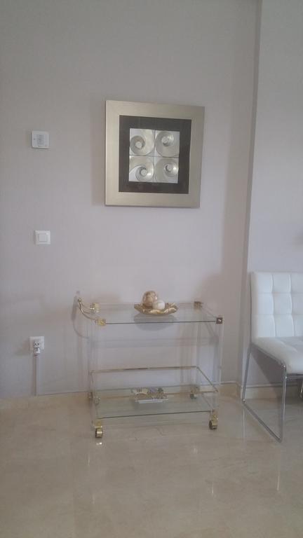 Apartamento Eduardo Dato セビリア エクステリア 写真